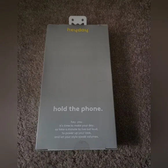 heyday Waterproof Tech Pouch - Picture 2 of 2